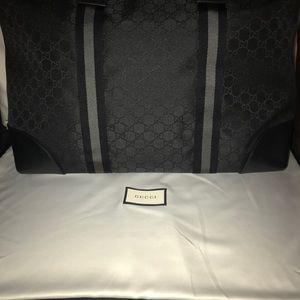Gucci Shoulder Duffle New Gg Guccissima black
